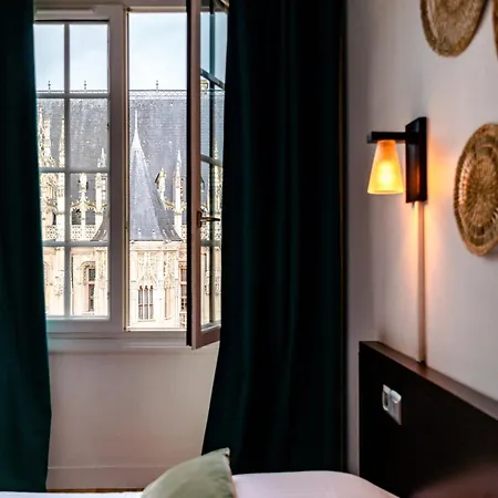 Les Inities Hotel