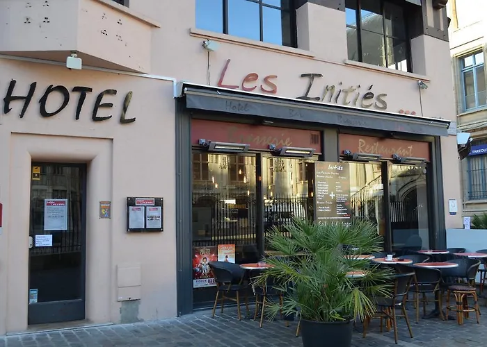 雷伊尼蒂耶酒店